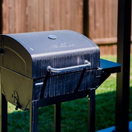 Gameroom, Bbq & Hot-Tub By Lackland & Seaworld San Antonio Luaran gambar